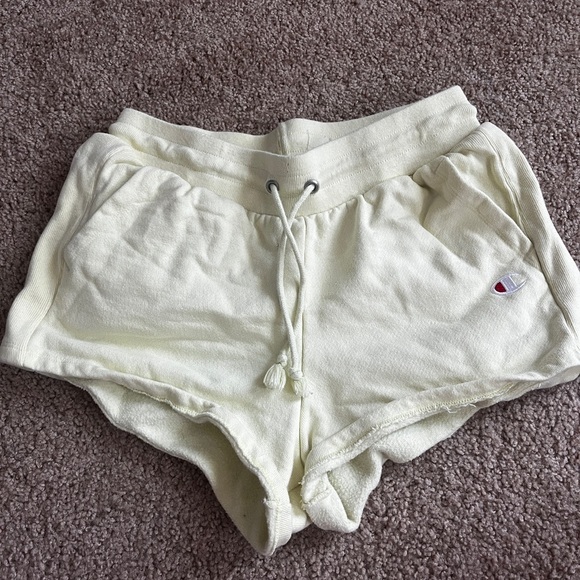 Yellow sweat shorts - Picture 1 of 6